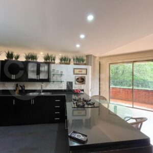 APARTAMENTO EN VENTA  EN MEDELLIN EN EL SECTOR DE LA LOMA DE SAN JULIAN