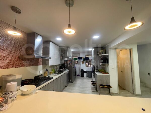 APARTAMENTO EN VENTA EN LOS NARANJOS - Imagen 3