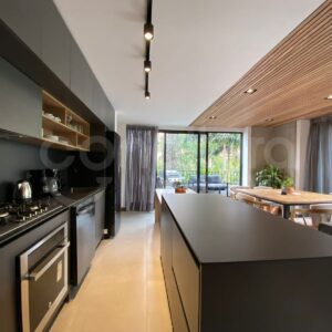 APARTAMENTO EN VENTA EN EL POBLADO SECTOR LOS PARRAS